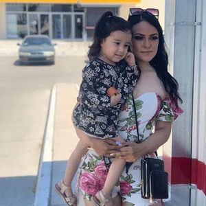 Meet your Posher, Celina